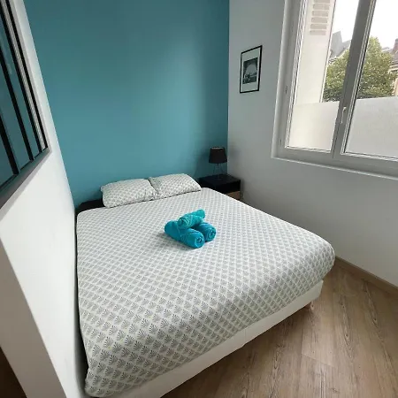 L'avalasse - Petit Centre De - 121 *